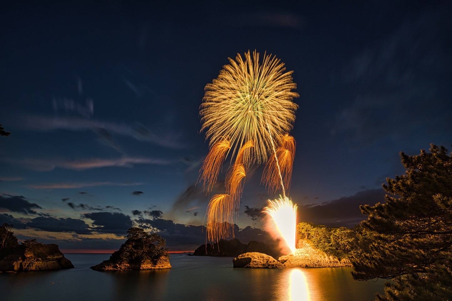 堂ヶ島火祭り | マリンステーション堂ヶ島